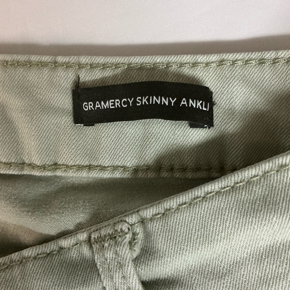 Nine West Women's Soft Gray‎ Straight Leg Jeans - Picture 5 of 15